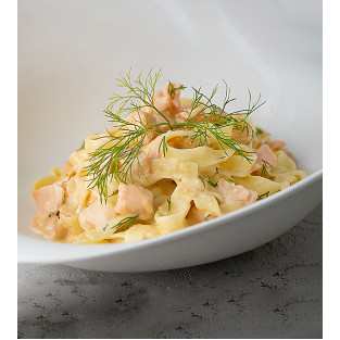 Tagliatelle Ala Salmon